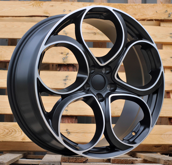 Jante ALT7832 Matt Black Polished pour Alfa Romeo Brera par Auto Look Perfect