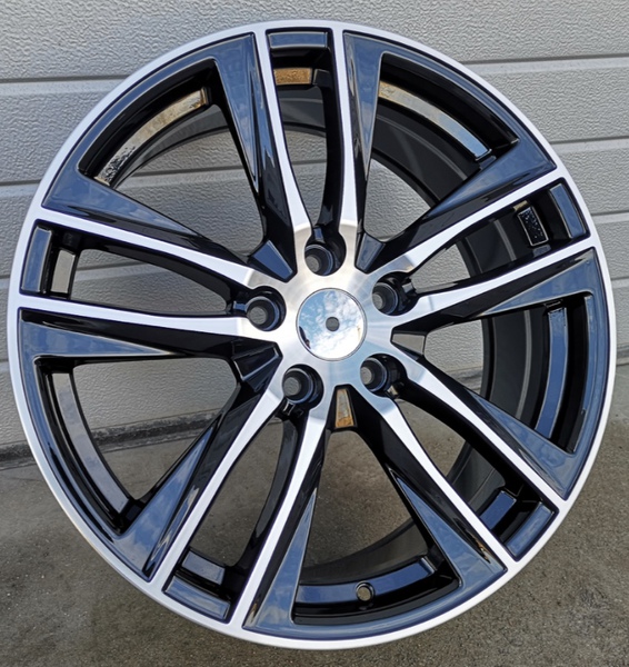 Jante Leon Cupra Black Polished pour Skoda Kodiaq 1 de 2016 à 2023 par Auto Look Perfect