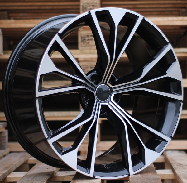 Jante Q8 Black Polished pour Audi Q4 E-TRON par Auto Look Perfect