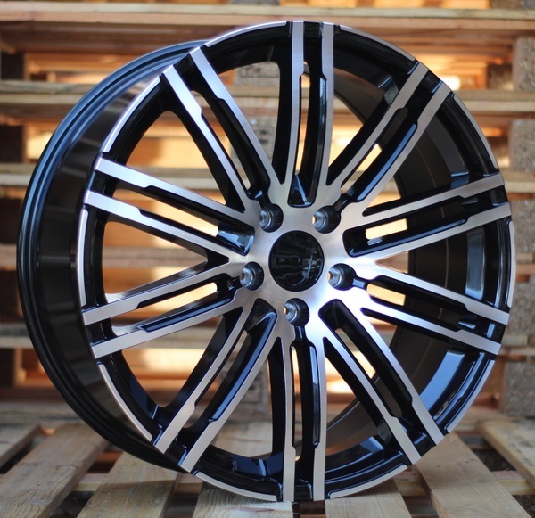 Jante Turbo 2015 Gloss Black Polished pour Porsche Macan par Auto Look Perfect